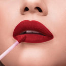 Batom Líquido Skinny Matte Vermelho Hibisco Niina Secrets Eudora